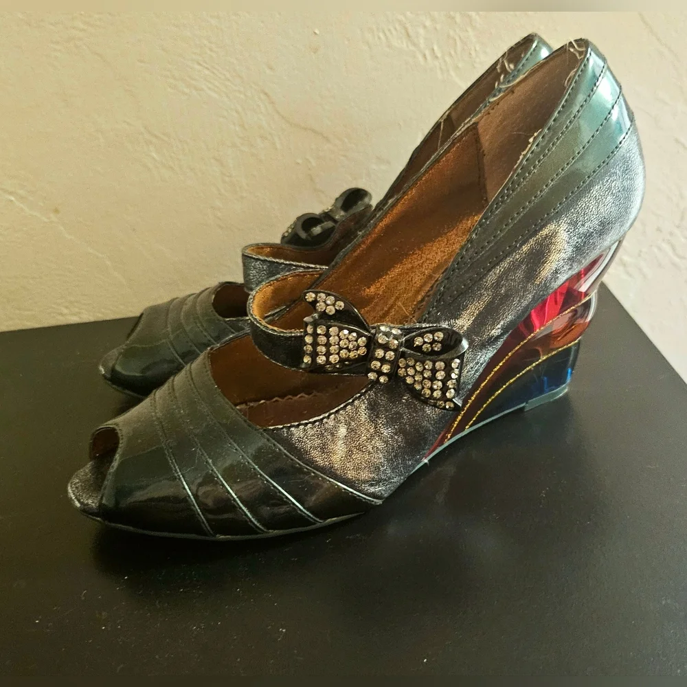 IRREGULAR CHOICE Pretty Woman Lucite Wedge And Patent Leather Heels - Picture 2 of 9